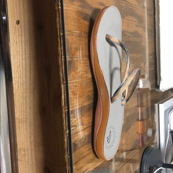 New in box Chaco Abbey Collegiate - Picture 4 of 4